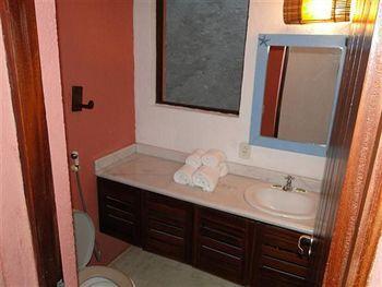Baixu Village 4*